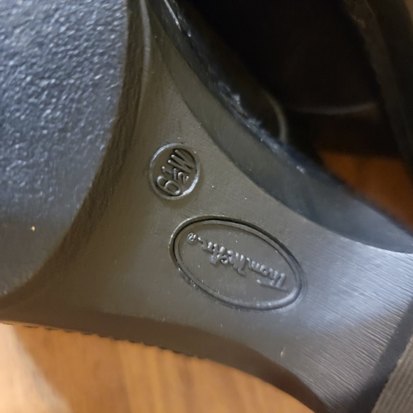 Thom McAn Carine Black Clogs with Flower Detail Size 6.5W - Picture 3 of 8